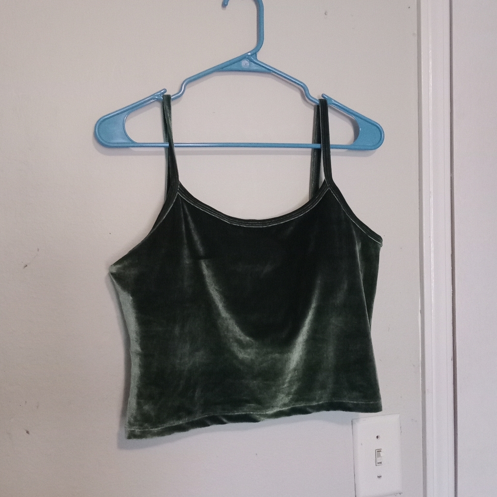🤩 Beyond Yoga Velvet Motion Truly Cropped Tank Size XL
